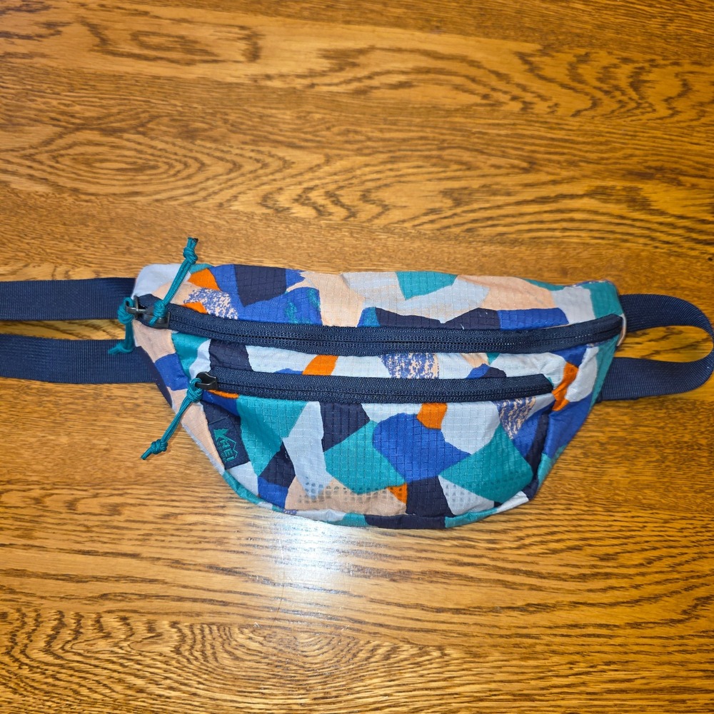 REI Co-op Trail 2 Waist Pack Blue Multi Geometric Ripstop Nylon Hip‎ Bag Gorp